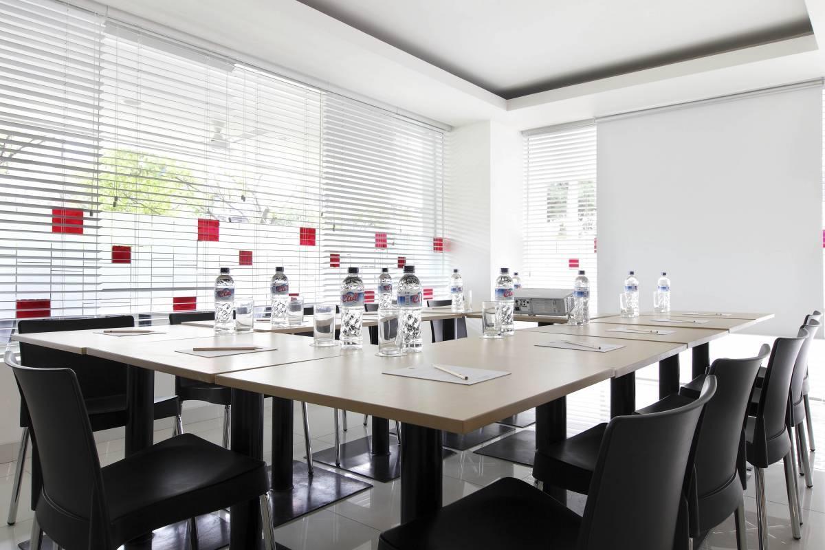 Amaris Hotel Mangga Besar Jakarta Ngoại thất bức ảnh