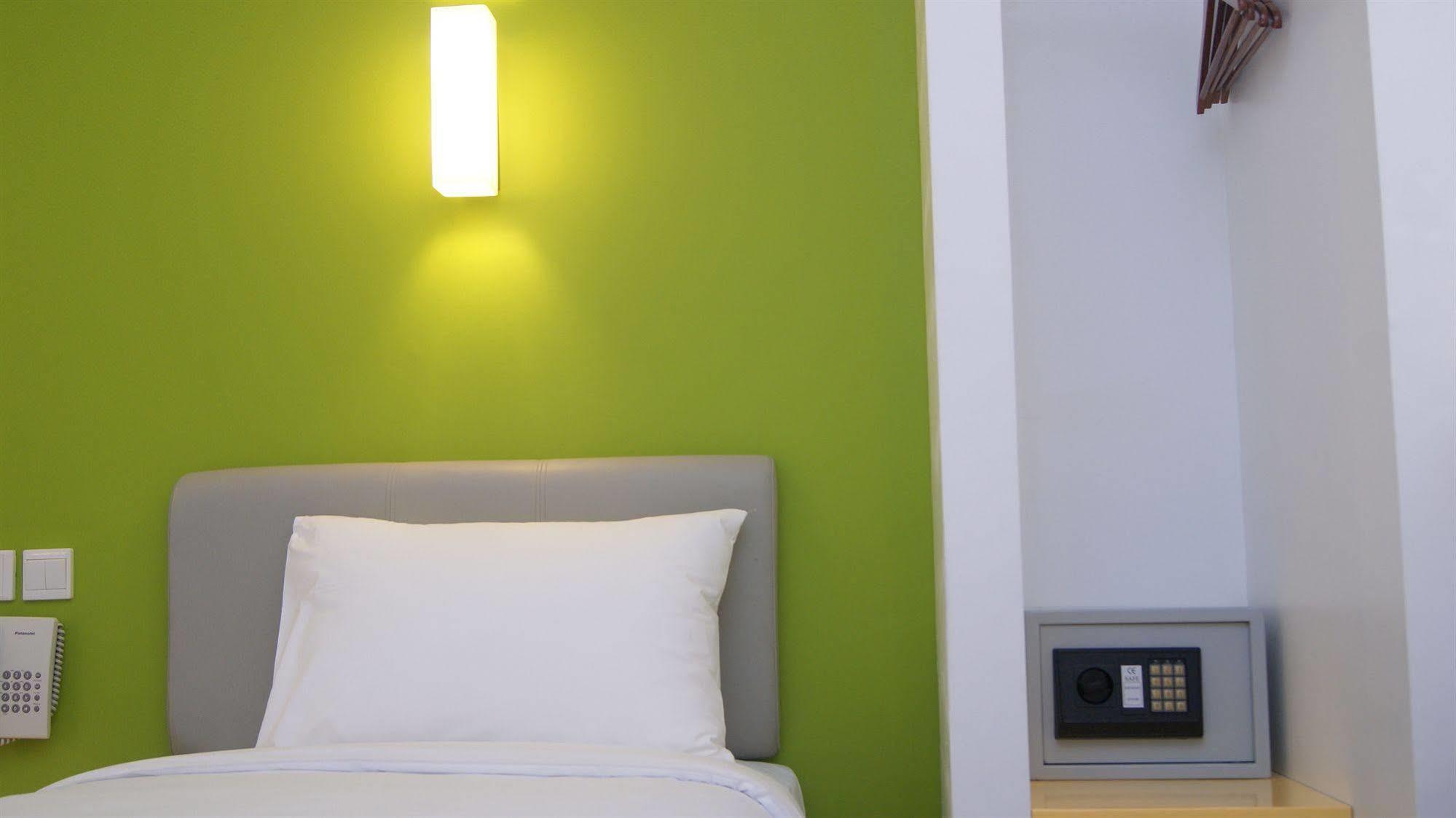 Amaris Hotel Mangga Besar Jakarta Ngoại thất bức ảnh